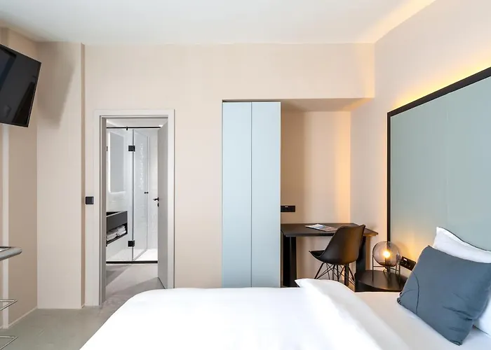 Visionapartments - Contactless Check-in Apart-hotel 4*