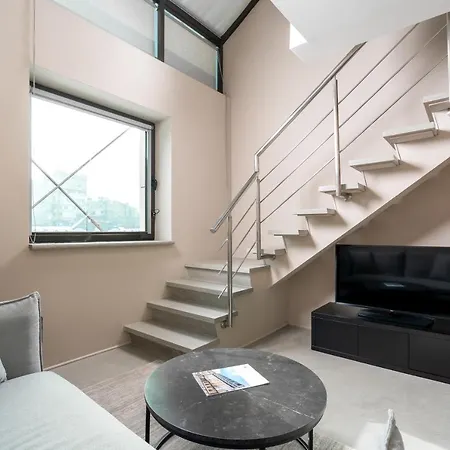 Visionapartments - Contactless Check-in 4* Bukarest