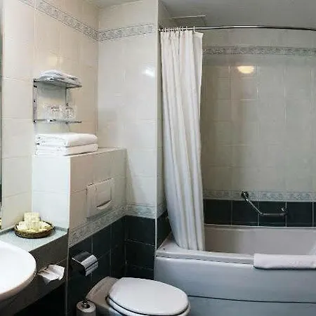 Visionapartments - Self Check-in Ξενοδοχείο με διαμερίσματα 4*