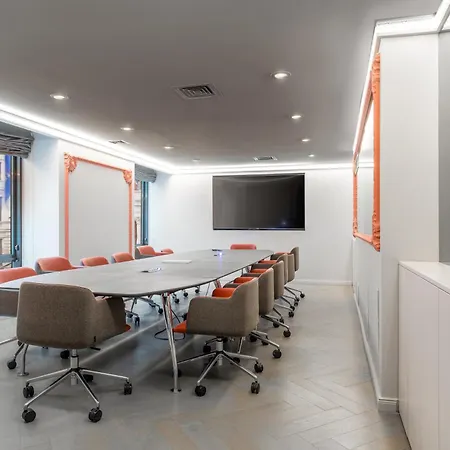 Apartmanhotel Visionapartments - Contactless Check-in 4*