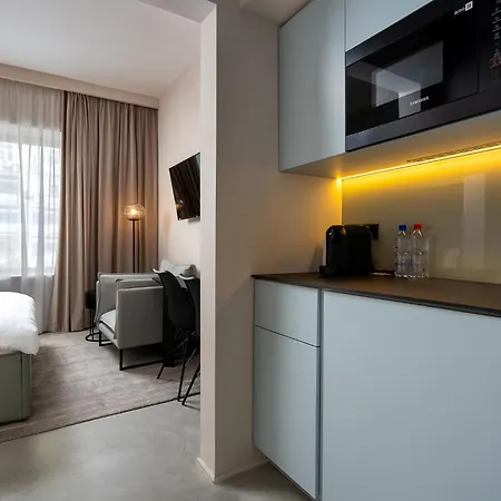 Ramada By Wyndham Majestic Hotel apartamentowy