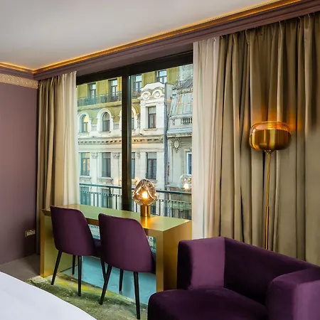 Hotel apartamentowy Ramada By Wyndham Majestic 4*