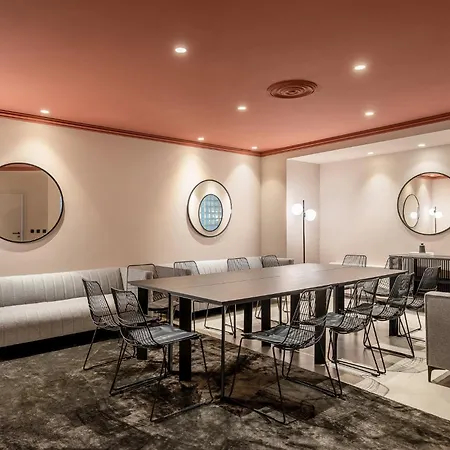 Ramada By Wyndham Majestic Hotel apartamentowy 4*