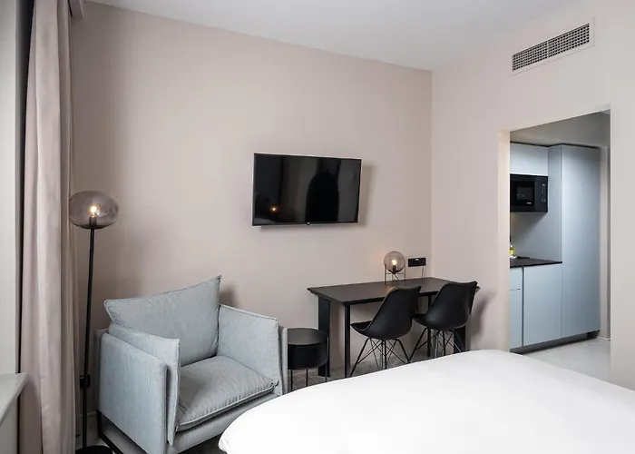 Visionapartments - Contactless Check-in 4*